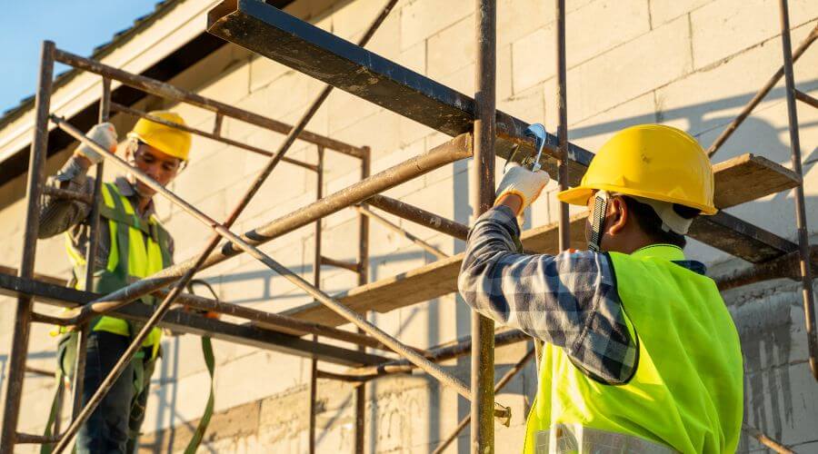 Professional fairlawn roofing services in Paxton, IL